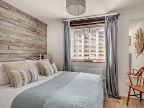Free WiFi, bed sheets - 2 Bed in Holt (oc-ncc38) (Weybourne)