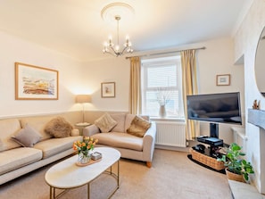 Fireplace - 4 Bed in Morpeth (oc-93510) (Amble)