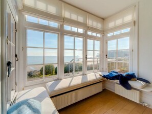 Interior - 5 Bed in Seaview (oc-93445) (Seaview)