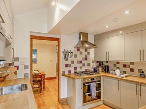 Private kitchen - 2 Bed in Weymouth (oc-94093) (Weymouth)