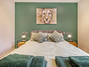 Cuna de viaje, wifi gratis y ropa de cama 