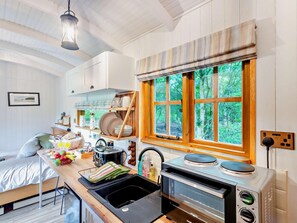 Private kitchen - 1 Bed in Newport (oc-94188) (Newport)