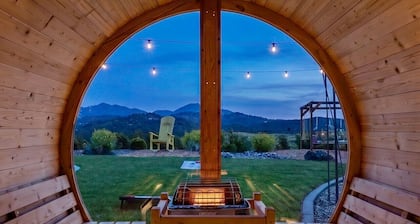 Epic Views | Luxe Pool | Sauna | 1-Level Home on 1.5.Acres | Fire Pit | Boats OK