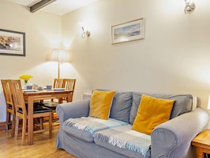 TV, fireplace - 2 Bed in Seahouses (oc-cn067) (Seahouses)