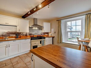 Private kitchen - 4 Bed in Penrith (oc-94247) (Greystoke)