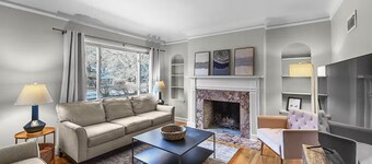 Spacious Retreat | Game Room+ Backyard + Bunk Beds