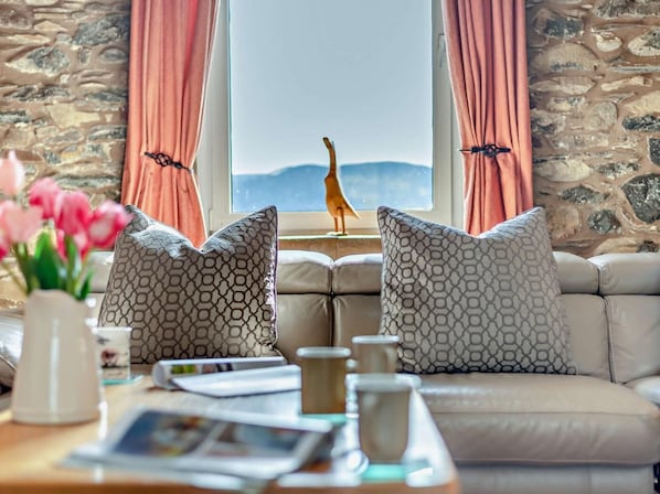 Interior - 5 Bed in Keswick (oc-92000) (Bassenthwaite)