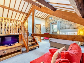 TV - 5 Bed in Keswick (oc-92000) (Bassenthwaite)