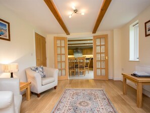 TV, fireplace - 3 Bed in Wareham (oc-dc137) (West Lulworth)