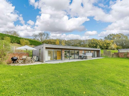 3 Bed in Tiverton (oc-59634)