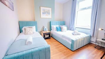 Desk, iron/ironing board, travel cot, WiFi