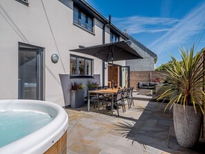 Outdoor dining - 4 Bed in Bude (oc-66706) (Bude)