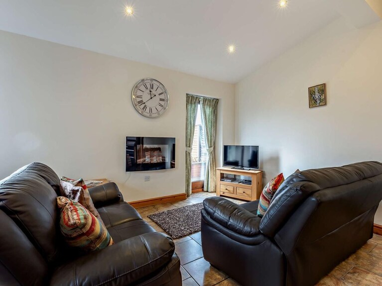 3 Bed In Ellesmere (Oc-94419) - Oswestry