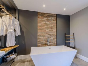 Bathroom - 1 Bed in Colne (oc-86513) (Trawden)