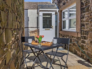 Outdoor dining - 1 Bed in Alnwick (oc-94380) (Embleton)