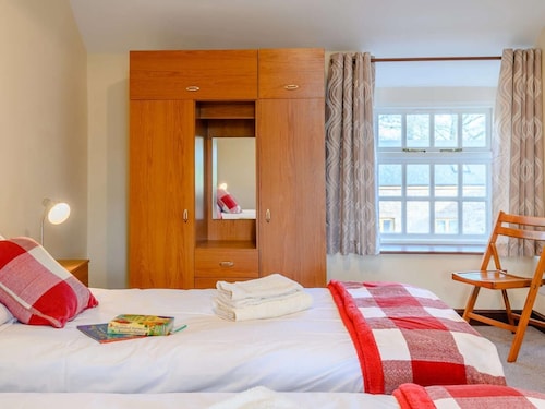 2 Bed in Brecon (oc-bn073)