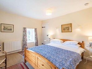 Travel cot, free WiFi - 3 Bed in Holmrook (oc-sz556) (Boot)