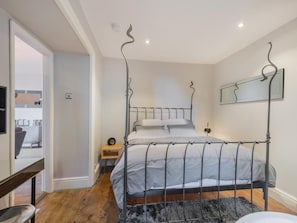 Free WiFi, bed sheets - 1 Bed in Coniston Lake (SZ402) (Blawith)
