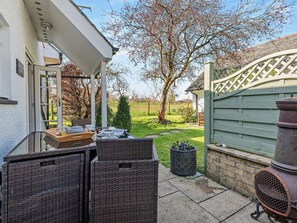 Outdoor dining - 1 Bed in Cockermouth (oc-91211) (Wythop)