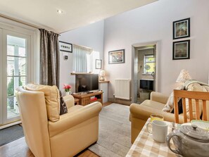 Living area - 1 Bed in Cockermouth (oc-91211) (Wythop)