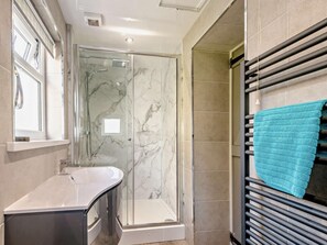 Bathroom - 1 Bed in Cockermouth (oc-91211) (Wythop)
