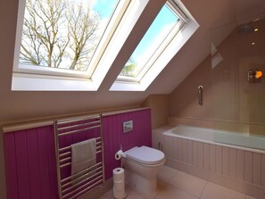 Towels - 5 Bed in Port Appin (oc-ca370) (Appin)