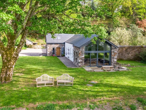 Exterior - 5 Bed in Port Appin (oc-ca370) (Appin)