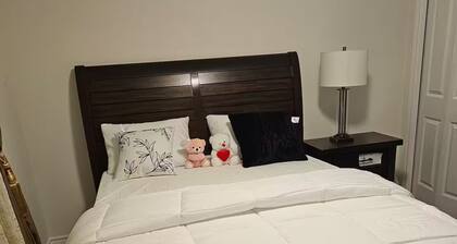 4-Bedroom Group Stay • Free Parking