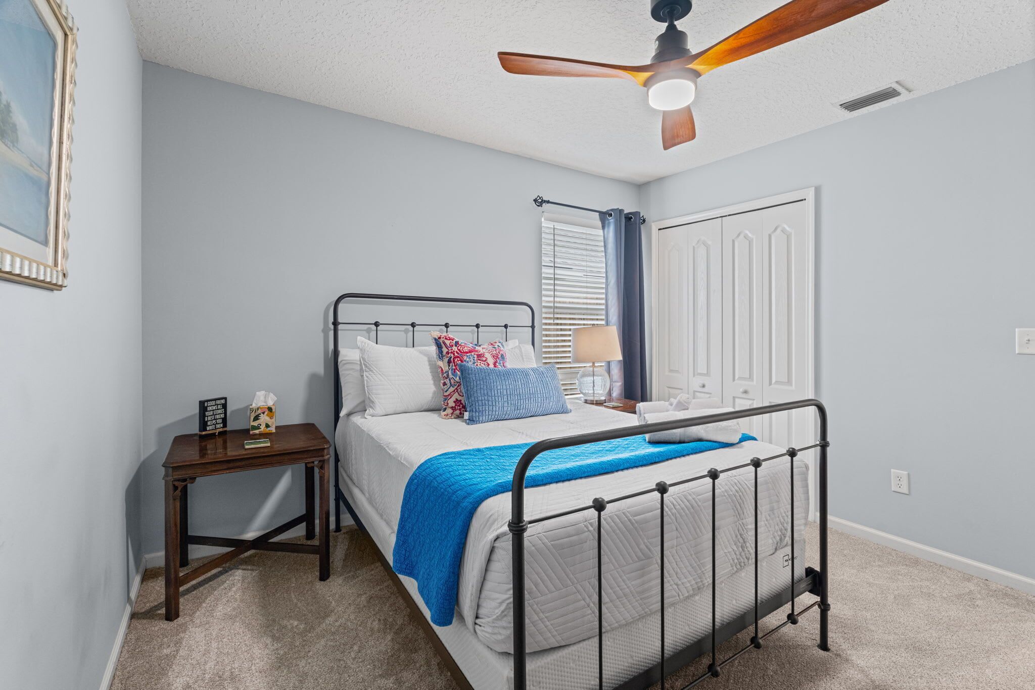 Iron/ironing board, WiFi, bed sheets, wheelchair access
