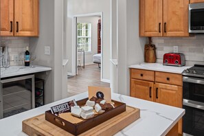 Coffee/tea maker, fridge, microwave, oven - Oasis of Ponte Vedra- Pool, Fire Pit, Family (Nocatee)