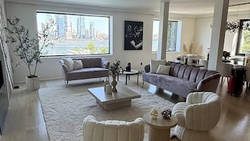 Smart TV, fireplace, printers