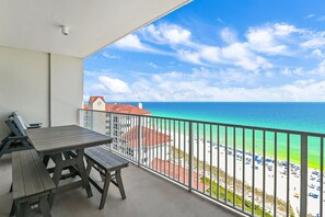 Outdoor dining - Beach Front Unit - Amazing Views - Tops'l Resort - Penthouse - Tides 1502 (Miramar Beach)