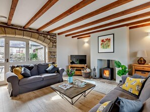 Fireplace - 3 Bed in Alnwick (oc-94195) (Christon Bank)
