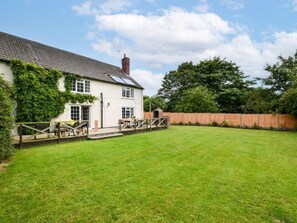 Terrace/patio - 6 Bed in Filey (oc-94524) (Reighton Gap)