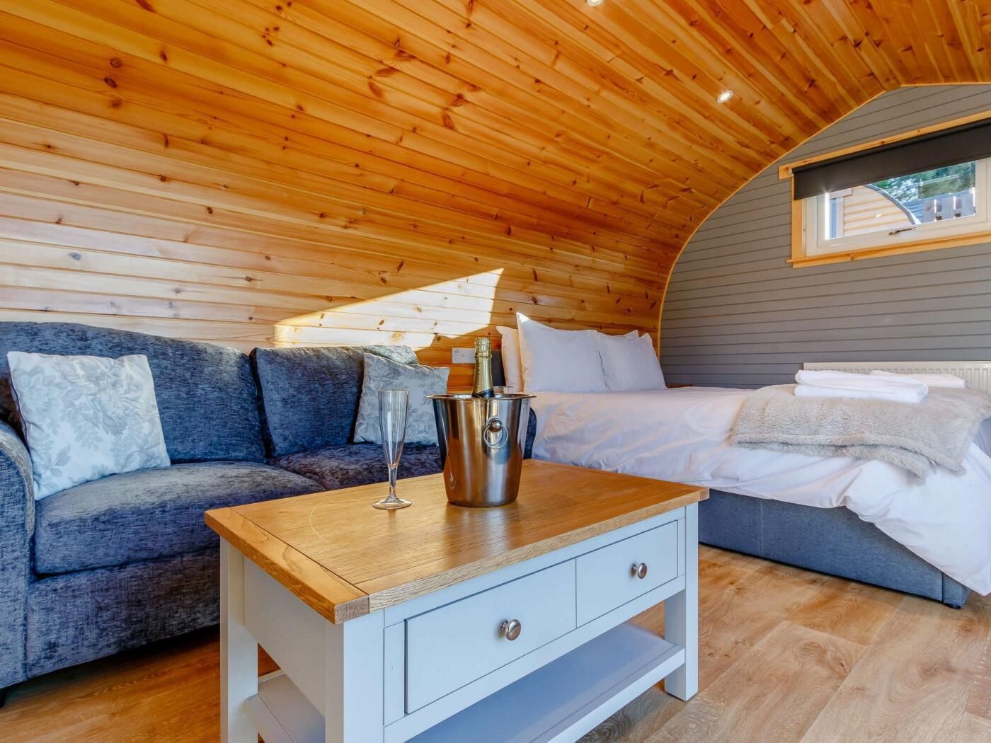 1 bedroom, travel crib, WiFi (free), bed sheets