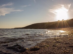 Beach - 4 Bed in Plymouth (oc-81118) (Wembury)