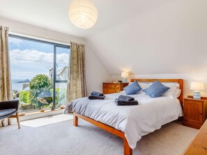 Travel cot, free WiFi, bed sheets - 4 Bed in Plymouth (oc-81118) (Wembury)