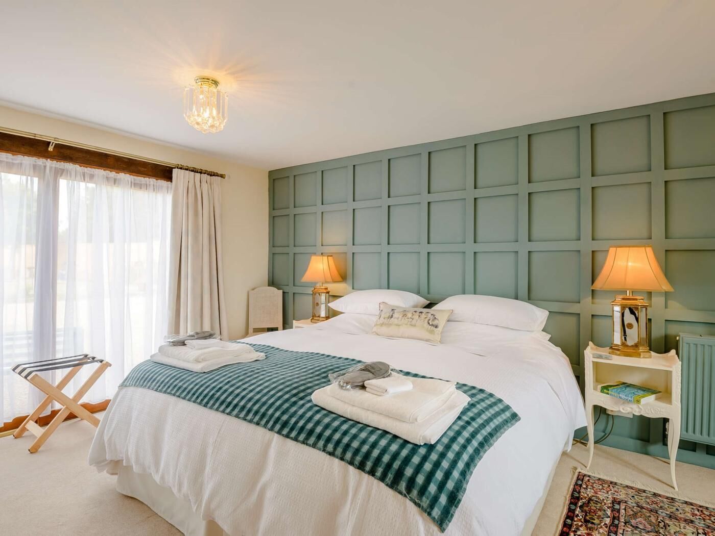 2 bedrooms, WiFi (free), bed sheets