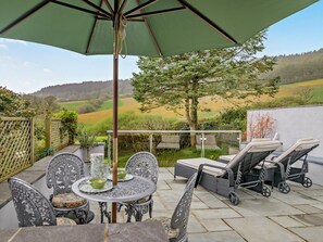 Outdoor dining - 1 Bed in Bridport (oc-94617) (Chideock)