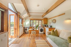 Interior - 1 Bed in Ivybridge (oc-43632) (Ugborough)