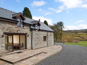 Exterior - 3 Bed in Brecon (oc-bn010) (Llanddew)