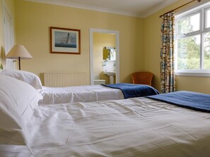Room - 5 Bed in Lairg (oc-ca036) (Benmore Lodge)