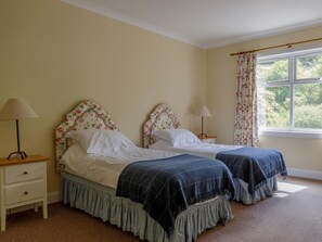Room - 5 Bed in Lairg (oc-ca036) (Benmore Lodge)