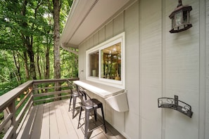 Property grounds - Charming Cabin Retreat in the High Country (Seven Devils)