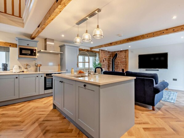 Dishwasher, cookware/dishes/utensils - 1 Bed in Carlisle (oc-94538) (Scaleby)