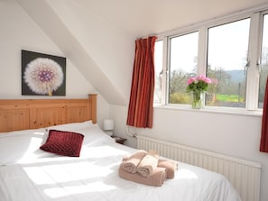 Free WiFi, bed sheets - 1 Bed in Gloucester (oc-oldbn) (Upton Saint Leonards)