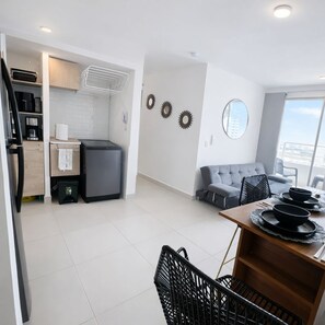 Interior - Modern apartment, 5 minutes from the beach and 10 minutes from the historic center, with an excellent view. (Cartagena de Indias)
