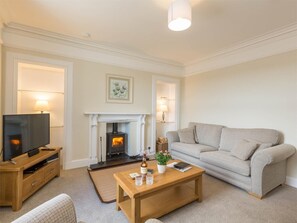 Living area - 4 Bed in Elgin (oc-ca294) (Elgin)