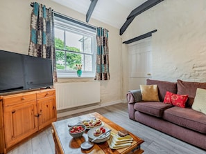 TV - 2 Bed in Wadebridge (oc-tvang) (Saint Minver)