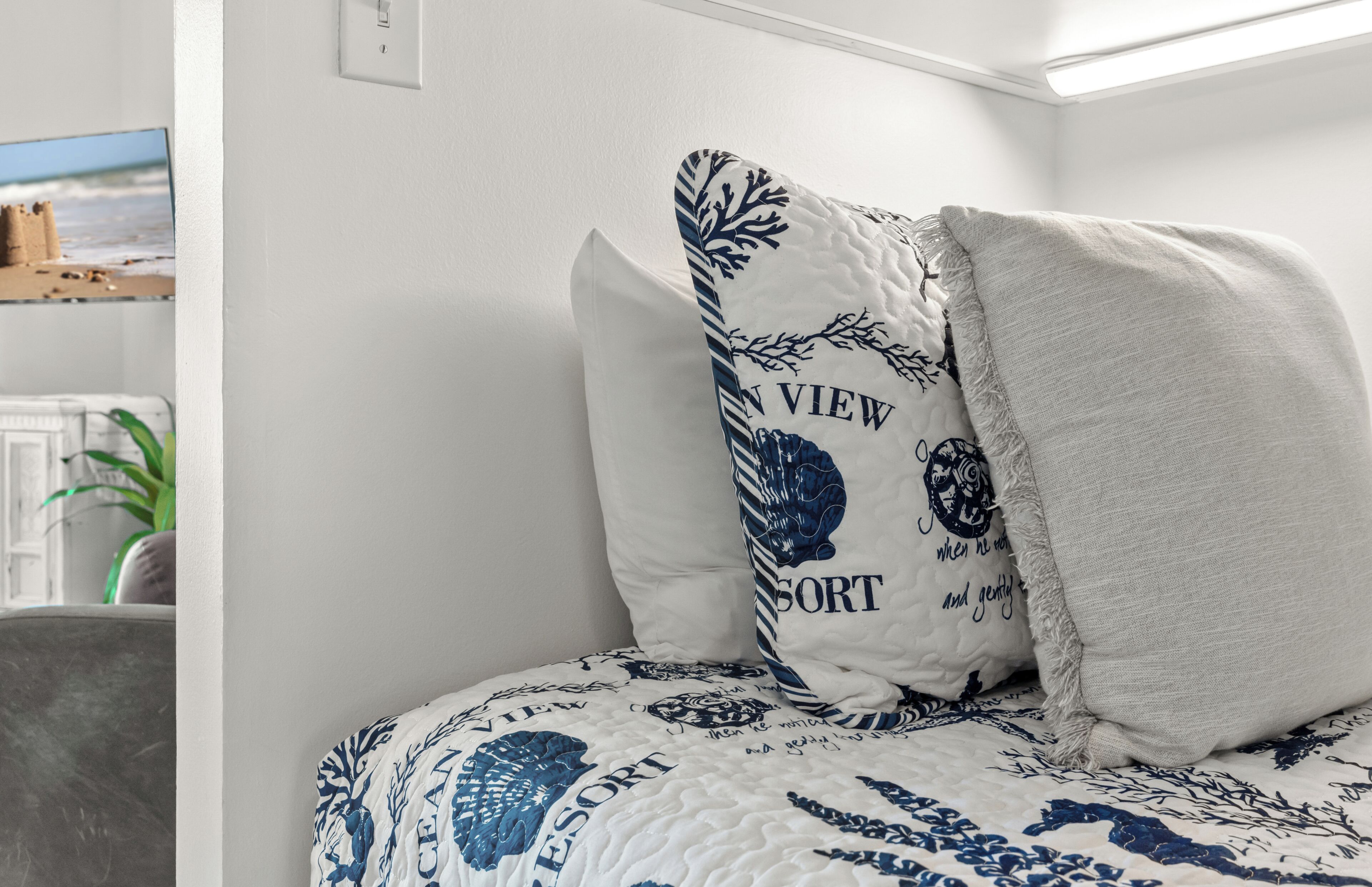 1 chambre, fer et planche à repasser, accès au Wi-Fi (inclus)